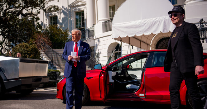 Fans shocked by what was written on Donald Trump’s paper as he bought Tesla